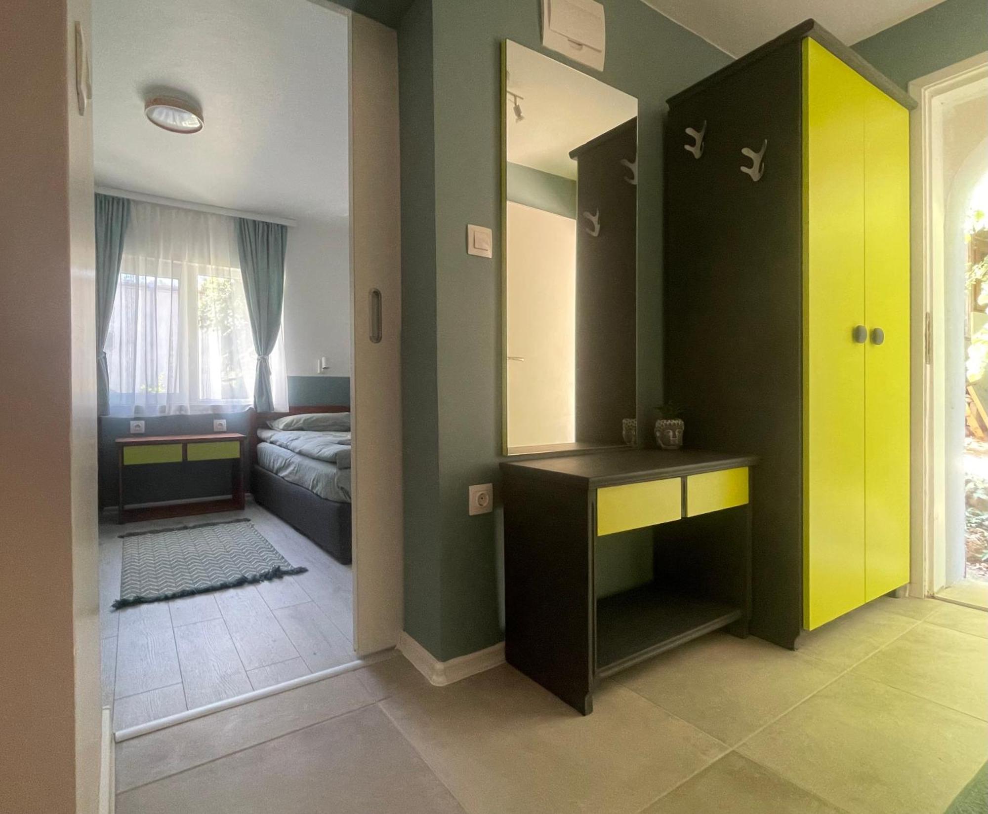 Apartments By Baza Academic Zlatni pjasătsi Eksteriør bilde